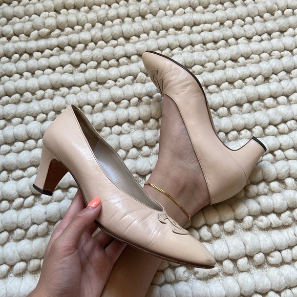SOLD Chanel Nude Low Heel Pumps - Picture 2 of 9